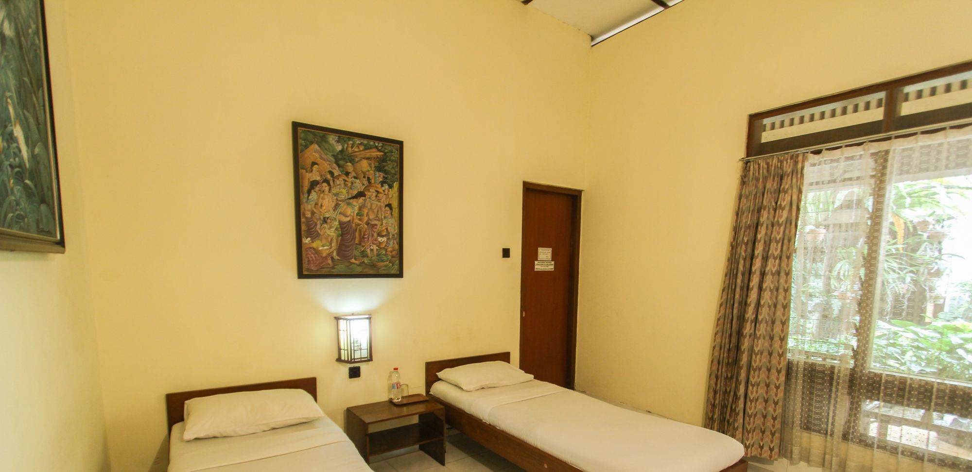 गेस्ट हाउस Duta 3*